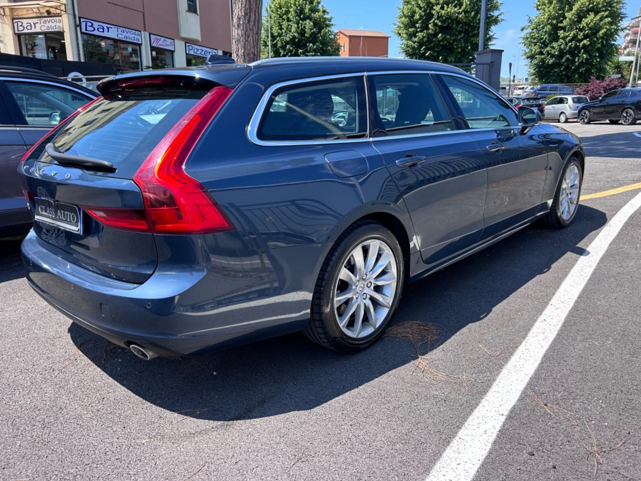 Volvo V90 D4 Geartronic Momentum