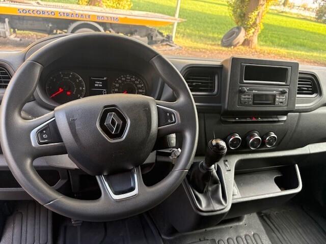 Renault Master 2.3TD 135 L2 H2