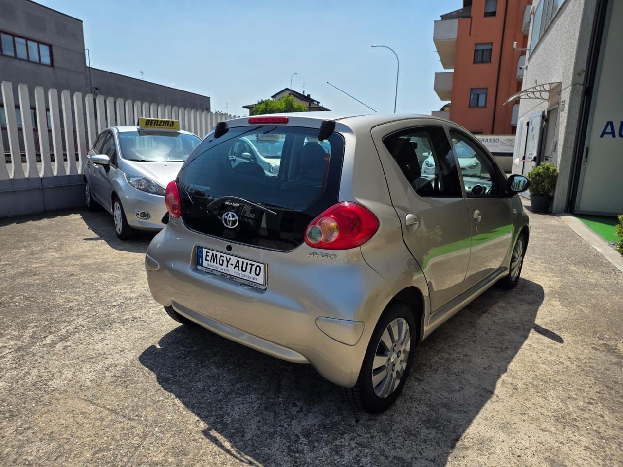Toyota Aygo 1.0 12V 5 p. Neopatentati