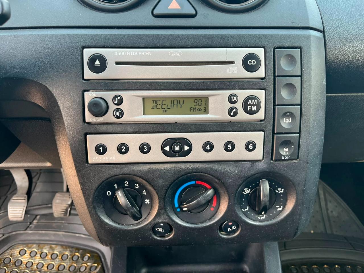 Ford Fiesta 1.4 TDCi - IDEALE X NEOPATENTATI - 2005