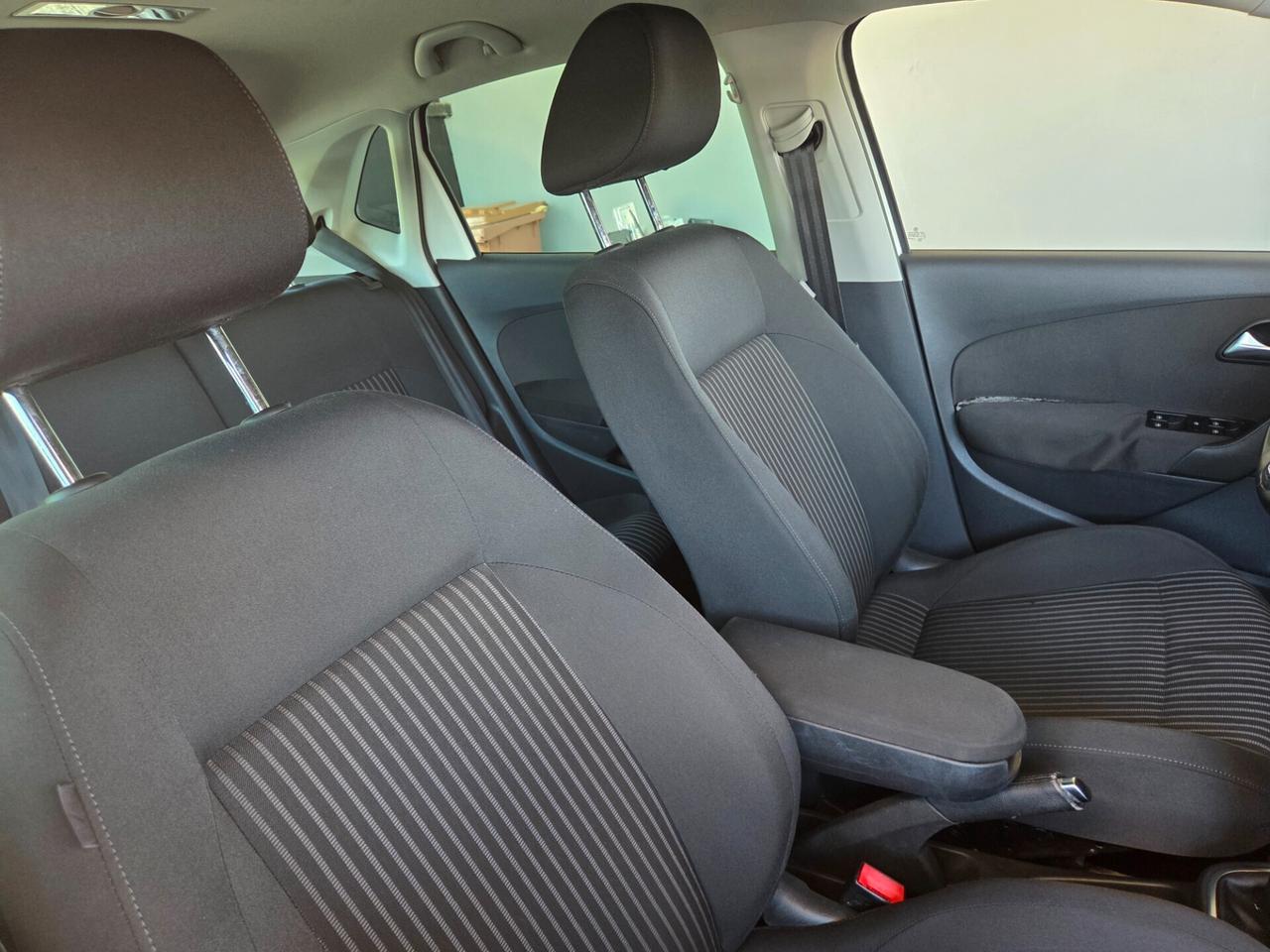 Volkswagen Polo 1.6 5 porte Highline BiFuel