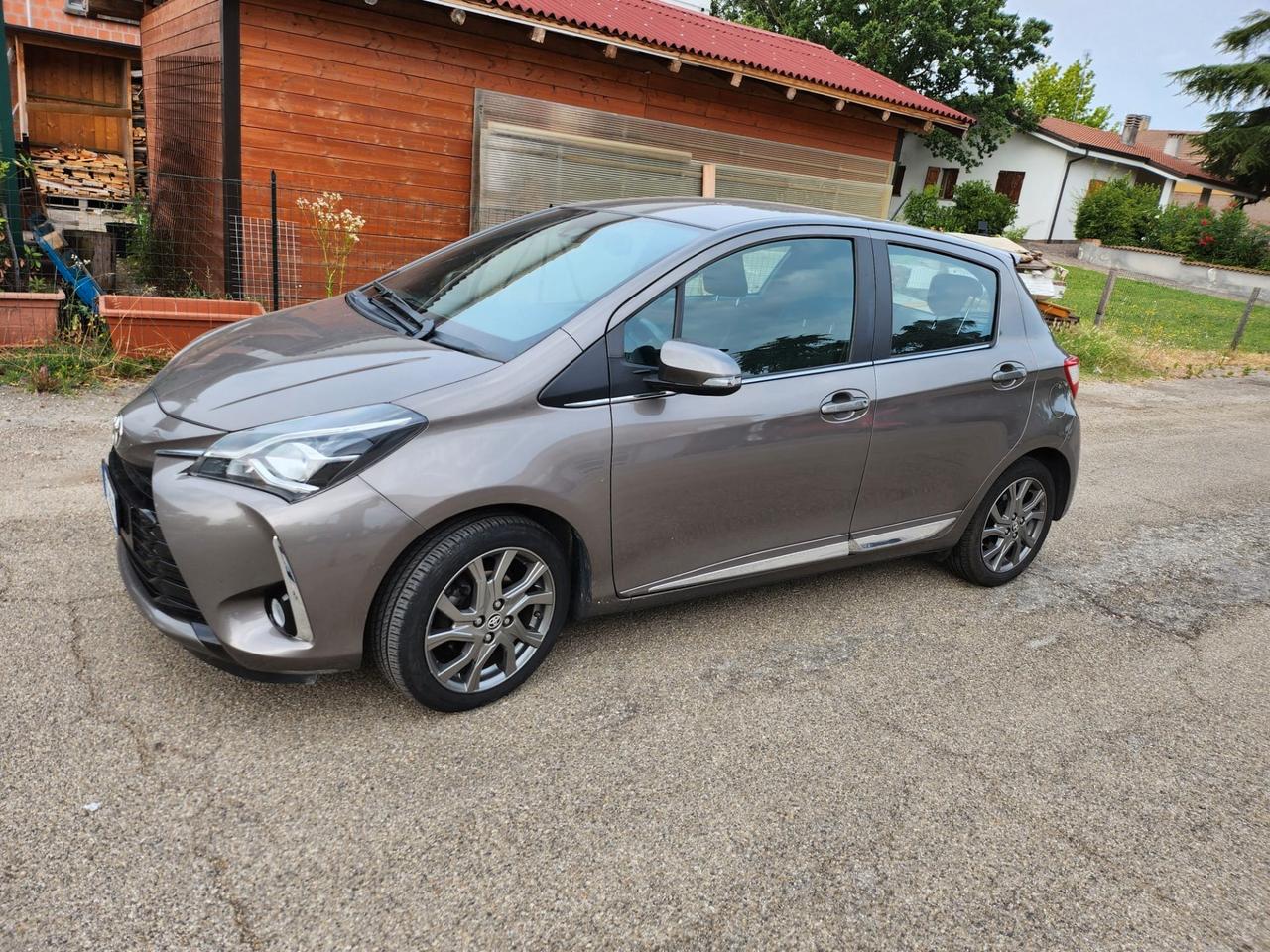 Toyota Yaris 1.0 5 porte Active GPL