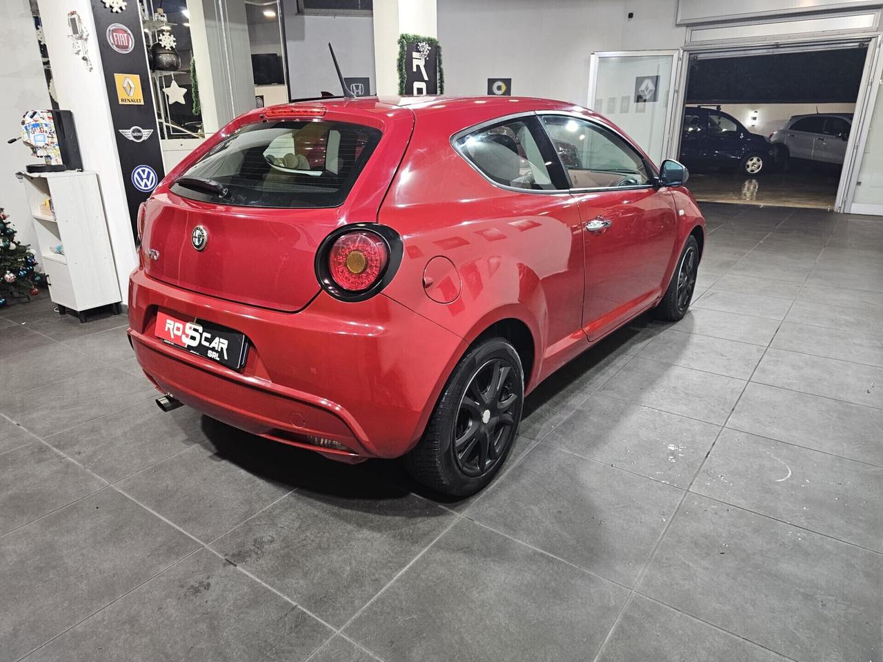 Alfa Romeo MiTo 1.4 78 CV GPL Distinctive Sport Pack
