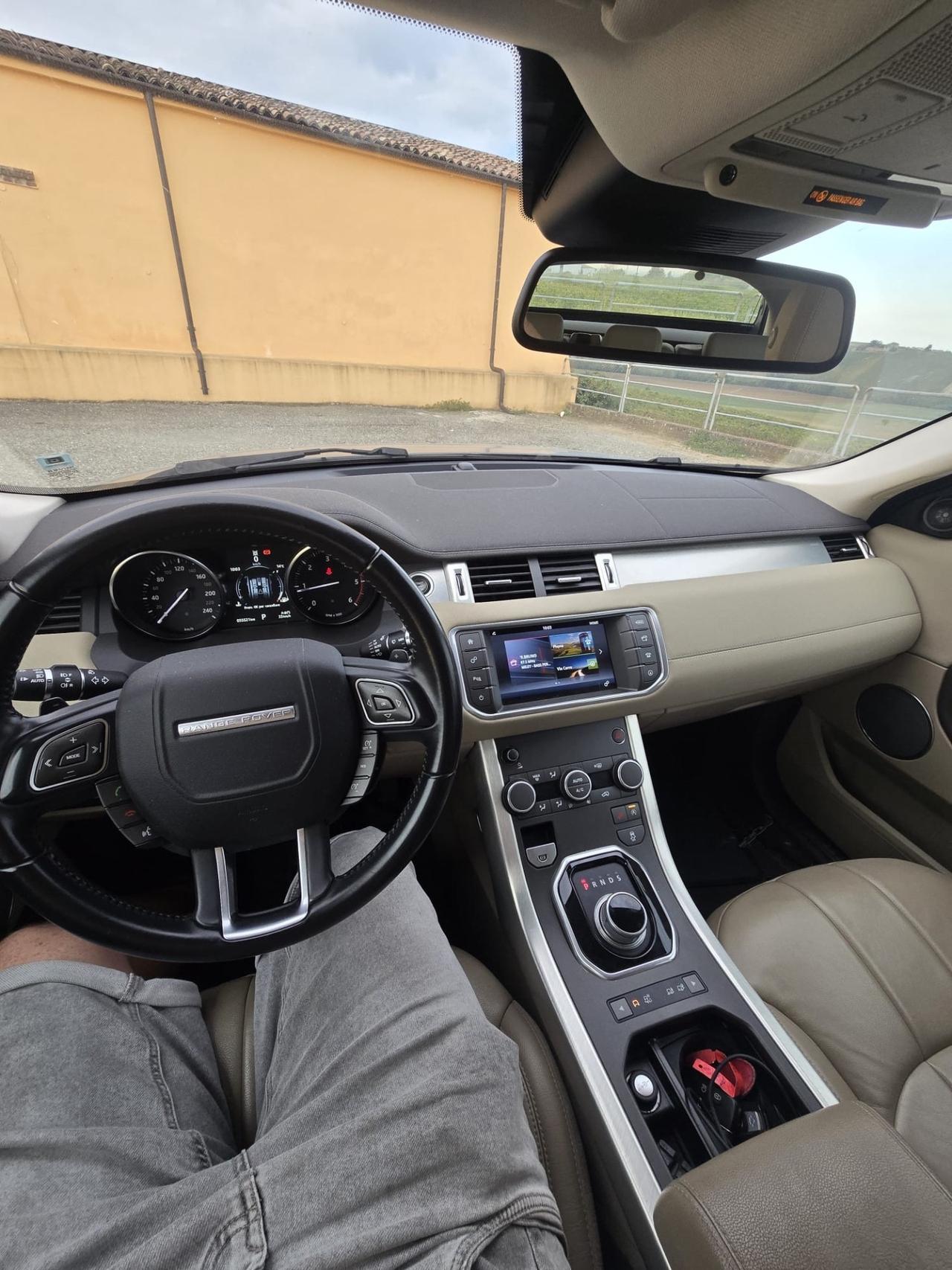 LAND ROVER RANGE ROVER EVOQUE 2.0 TD4 SE 150 CV AUTOMATICA – 55.390 KM CERTIFICATI