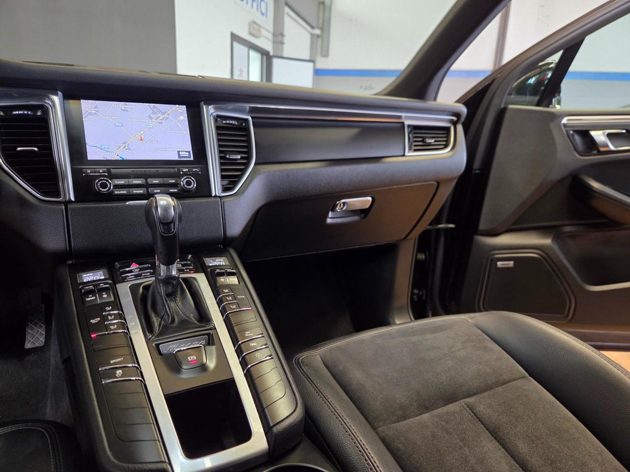 Porsche Macan 2.0 252cv pdk