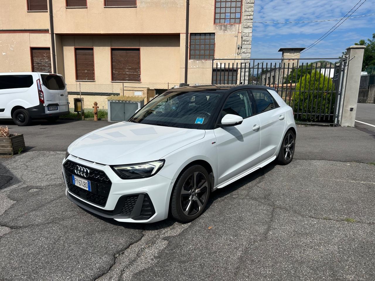 Audi A1 SPB 30 TFSI S tronic line edition