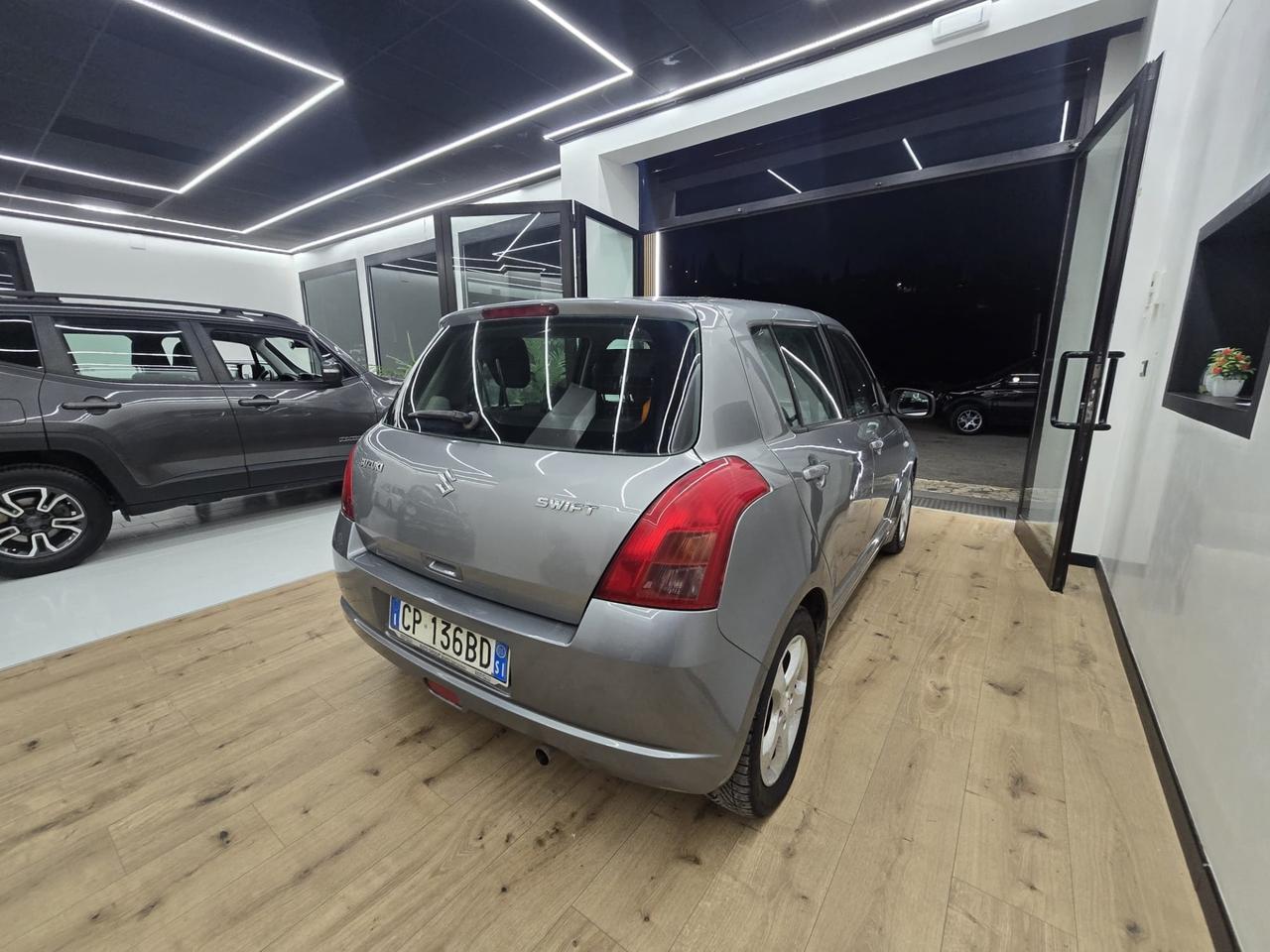 Suzuki Swift 1.3 5p. GLX