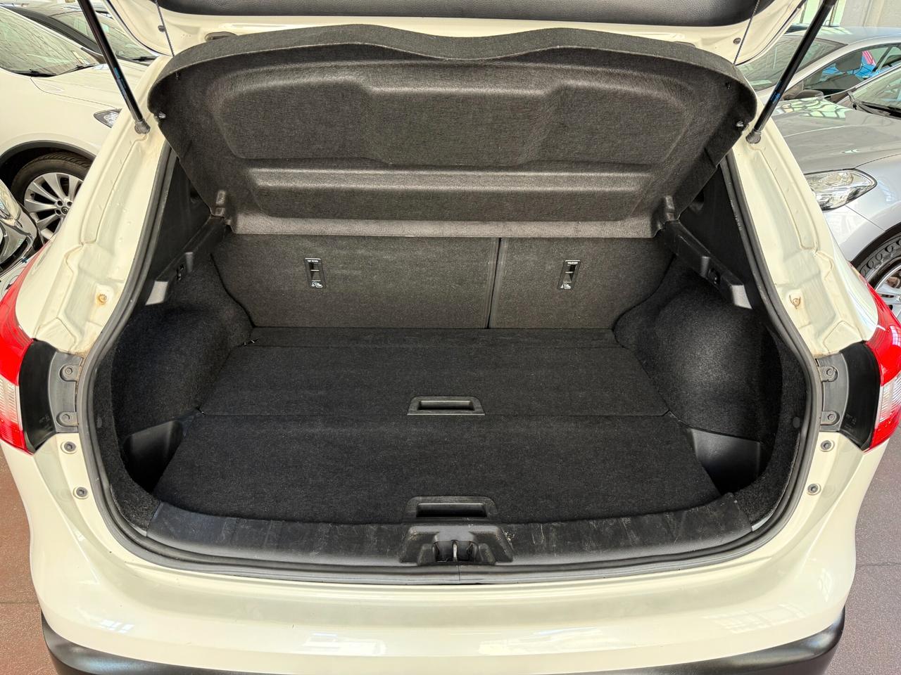 Nissan Qashqai 1.6 dCi 2WD TETTO - CAMERA 360°