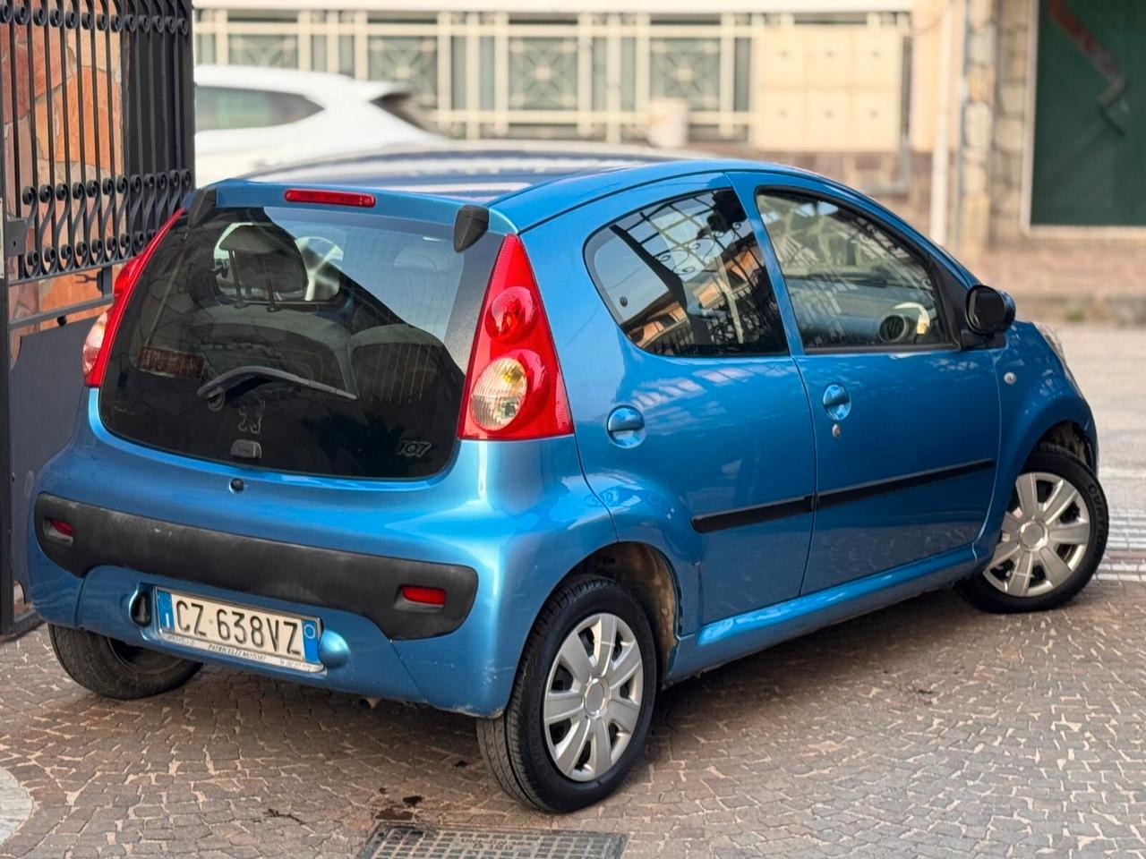 Peugeot 107 1.0 68CV 5p. Sweet Years