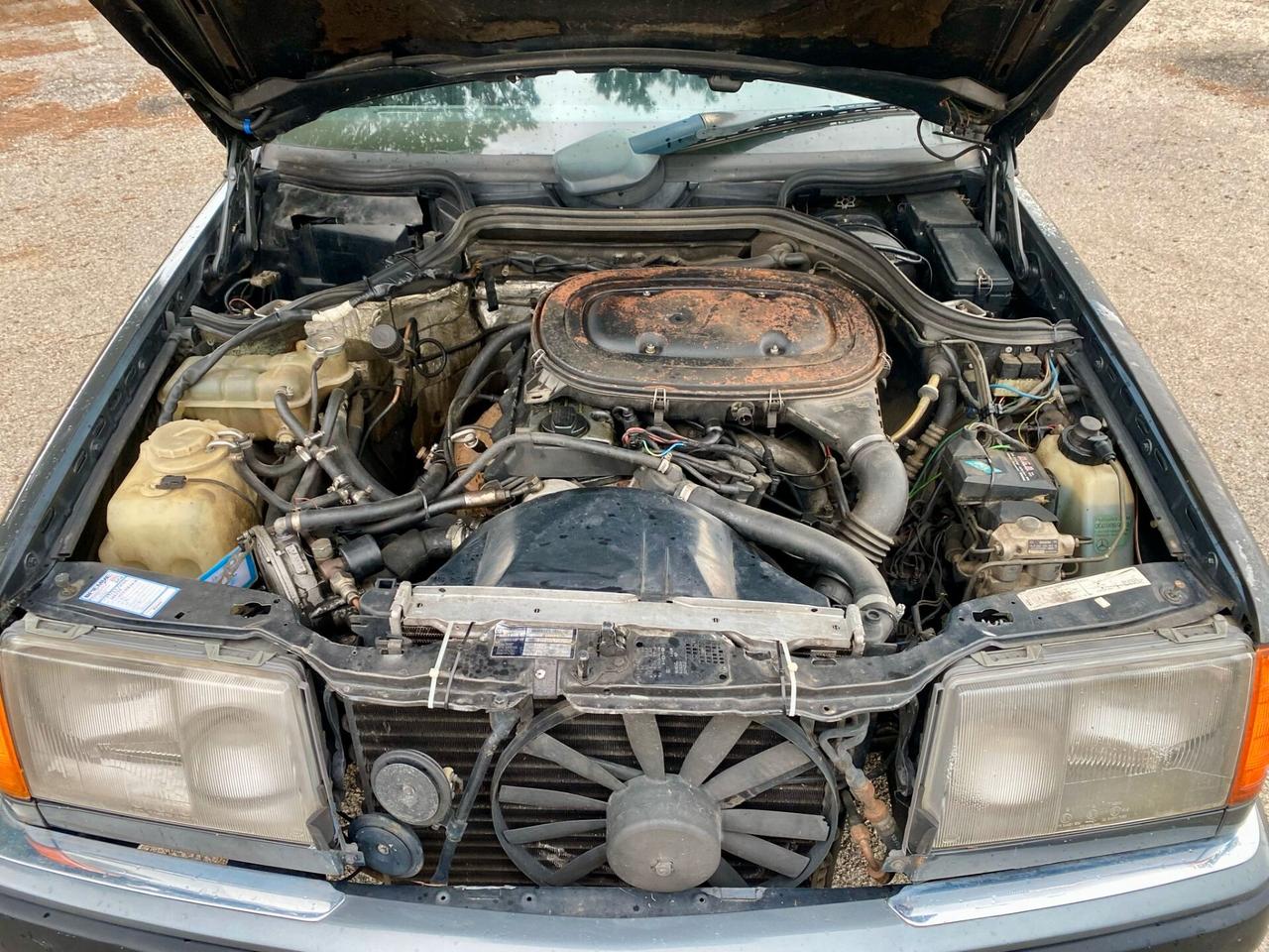 Mercedes-benz 200 W124