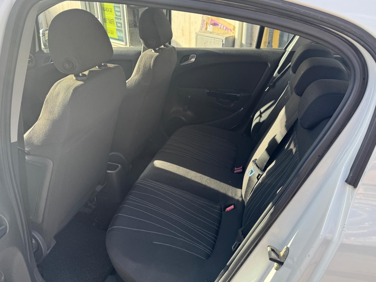 Opel Corsa 1.2 5 porte Cosmo