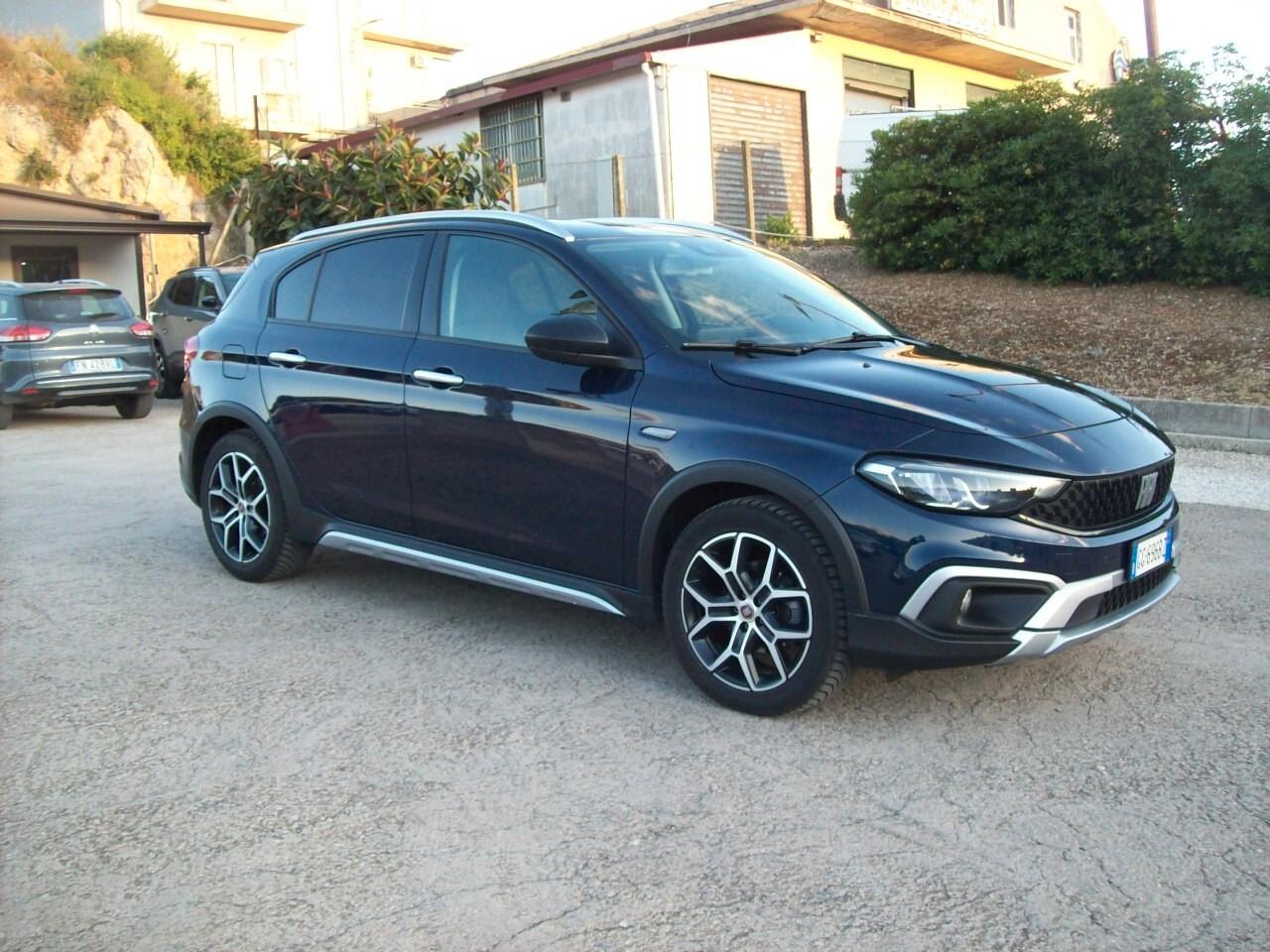 FIAT TIPO 1.6 MTJ CV.130 CROSS 5P S&S "2022"