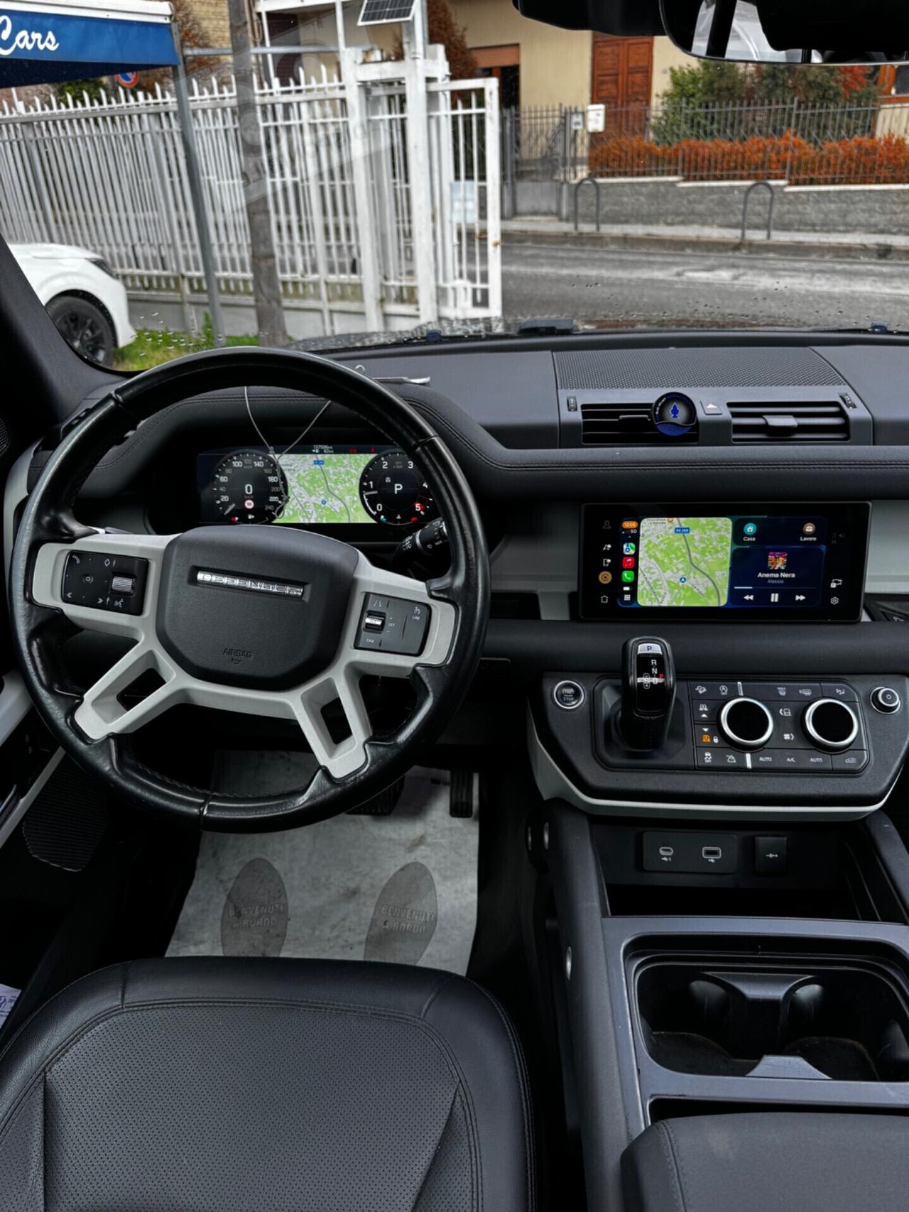 Land Rover Defender 110 3.0D I6 200 CV AWD Auto X-Dynamic+Tetto