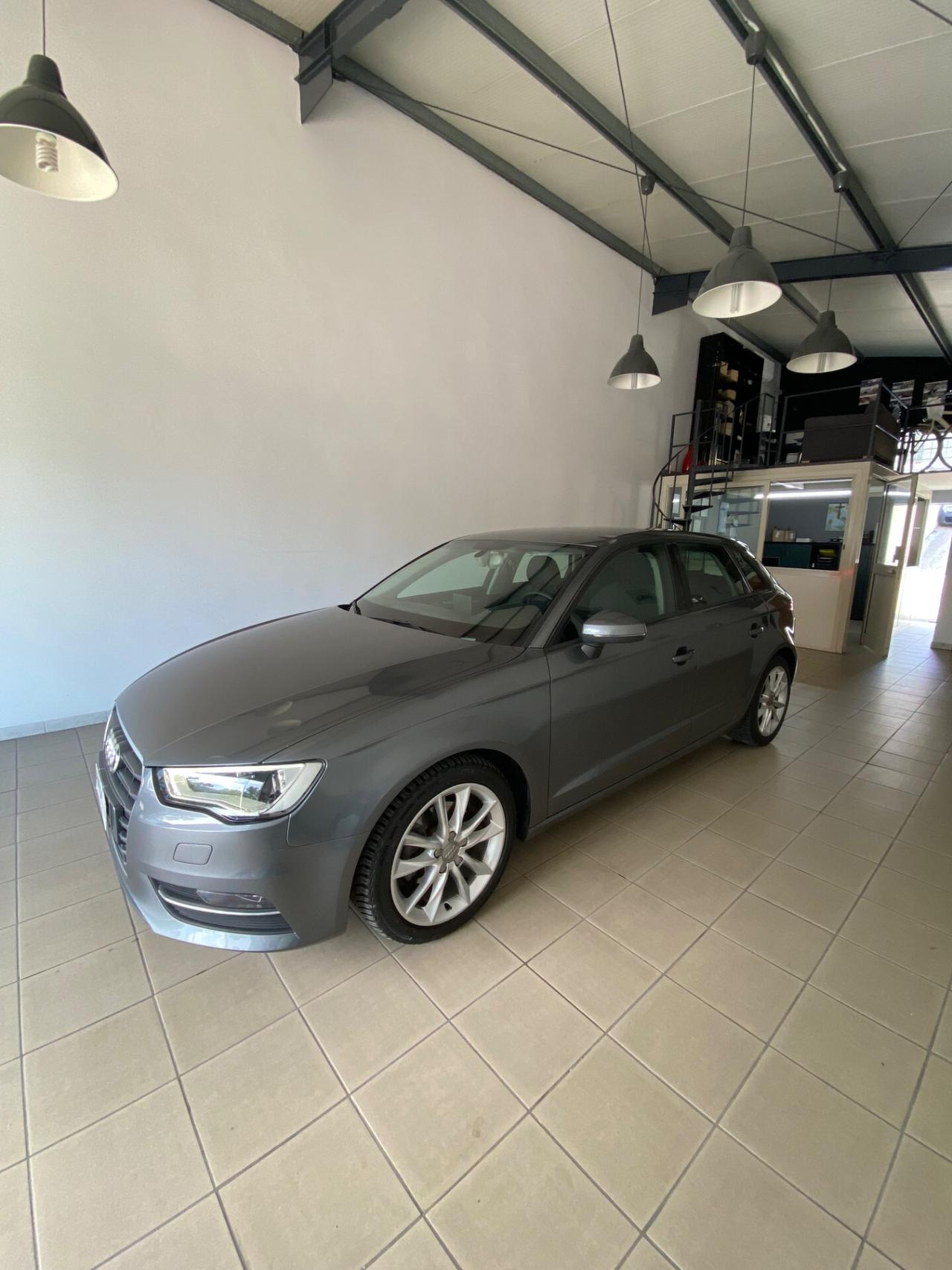 Audi A3 SPB 1.6 TDI clean diesel Business