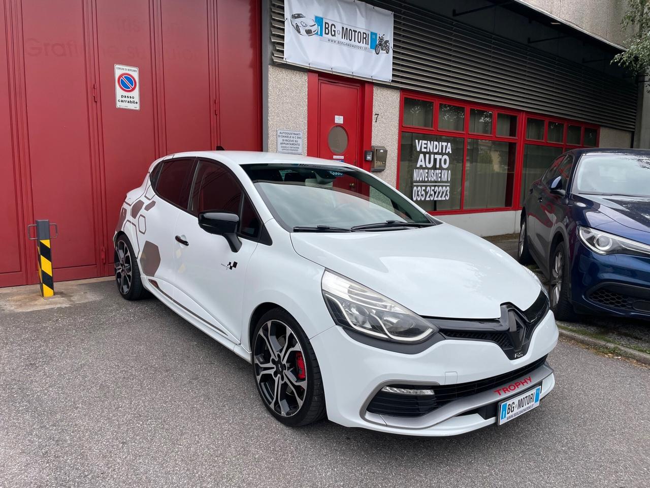 Renault Clio 5p 1.6 RS Trophy 220cv edc