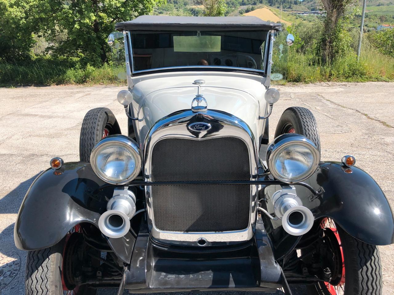 FORD MODEL A ROADSTER