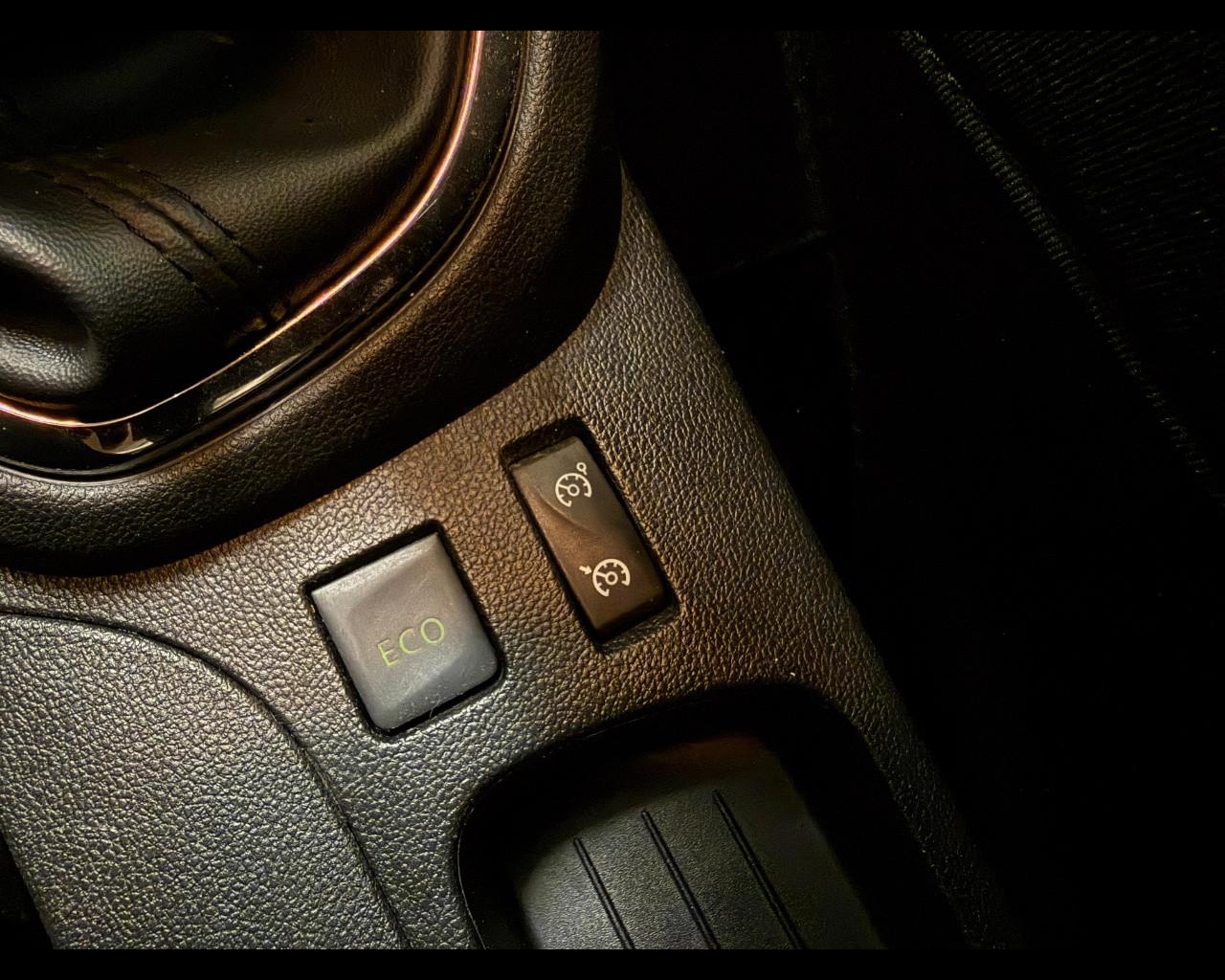 RENAULT Captur 1ª serie - Captur dCi 8V 110 CV Start&Stop Energy Intens