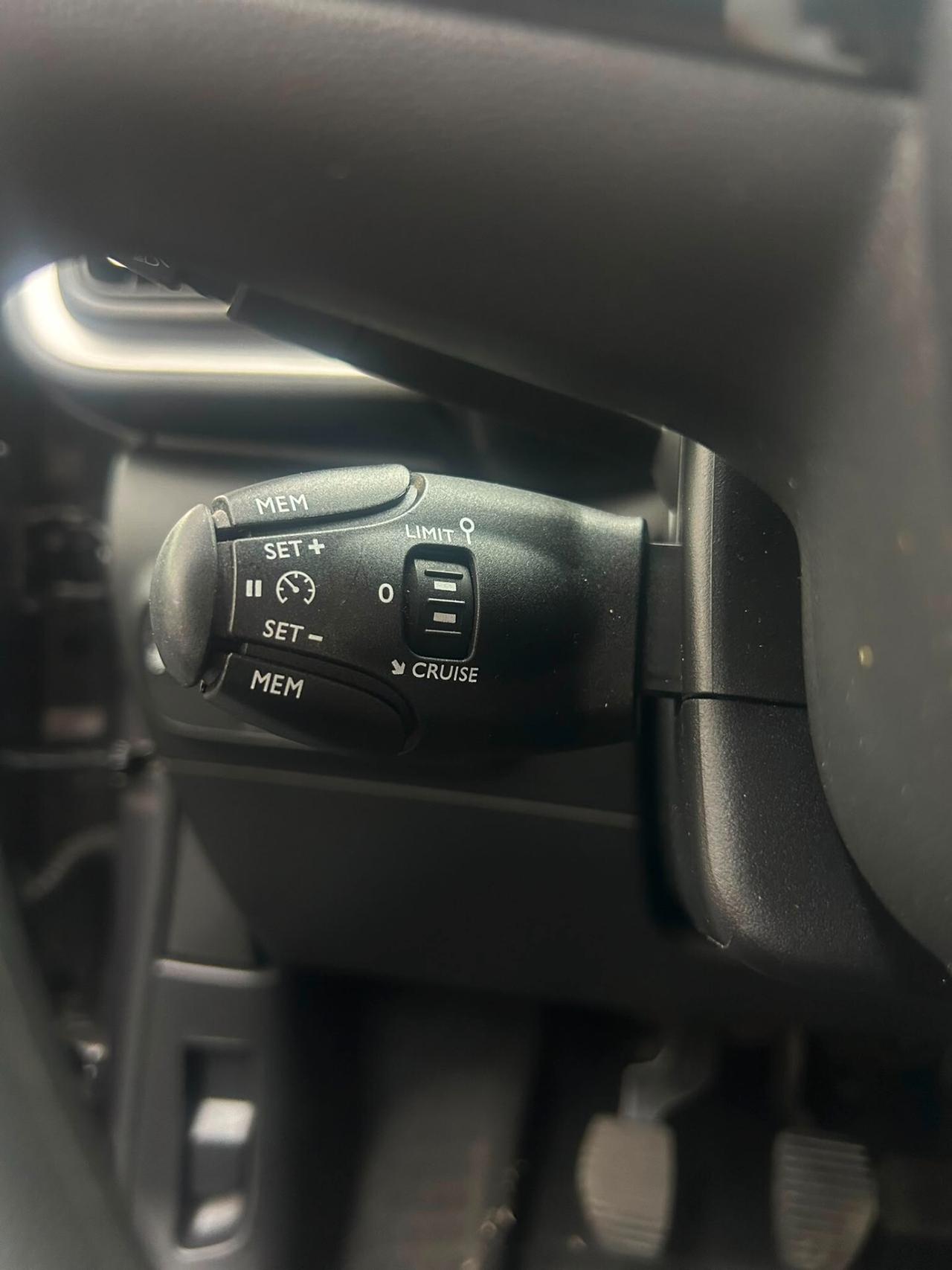Citroen C3 1.2 benzina 83 CV Shine