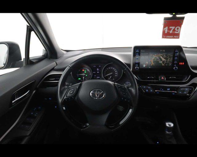 TOYOTA C-HR 1.8 Hybrid E-CVT Business