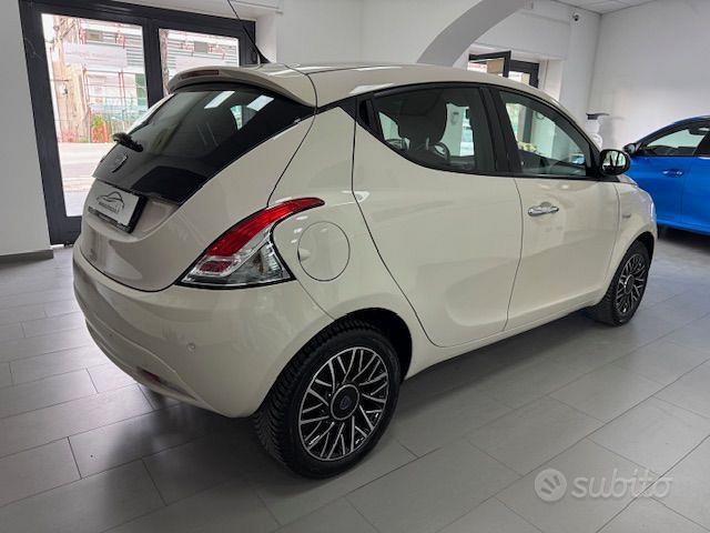 Lancia Ypsilon 1.3 mjt 95CV Gold KM CERT