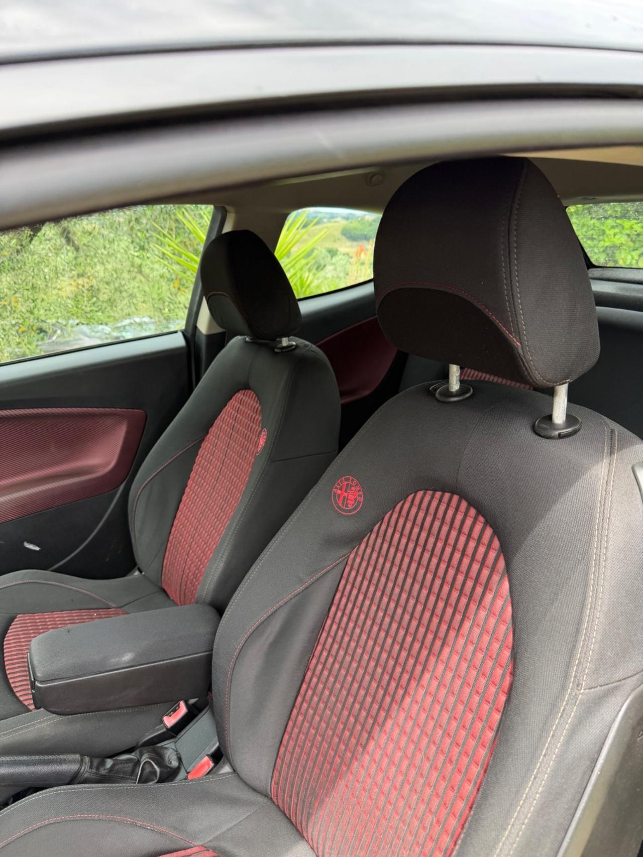 Alfa Romeo MiTo 1.3 JTDm 16V 90 CV Distinctive Sport Pack