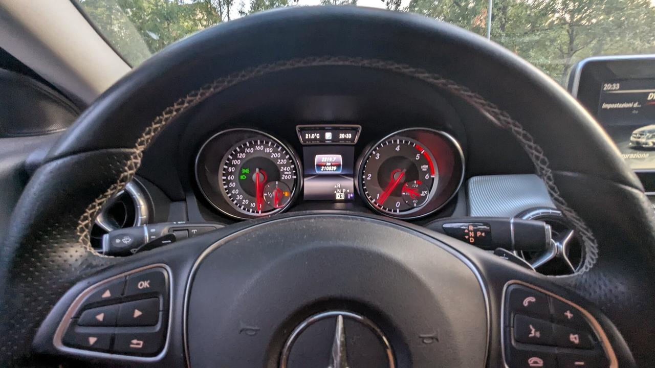 Mercedes-benz CLA 220 Automatic Sport Night
