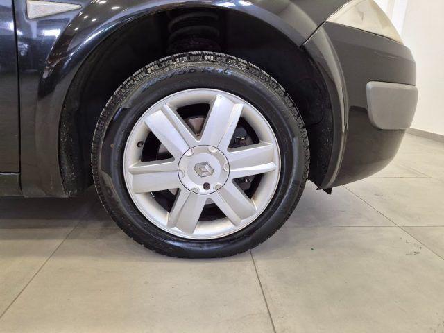 RENAULT Megane Mégane 1.6 16V 5p. - NEOP. - Lim. - Clima