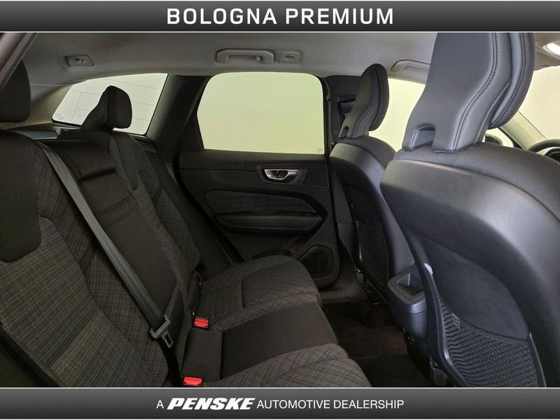 Volvo XC60 B5 (d) AWD automatico Core