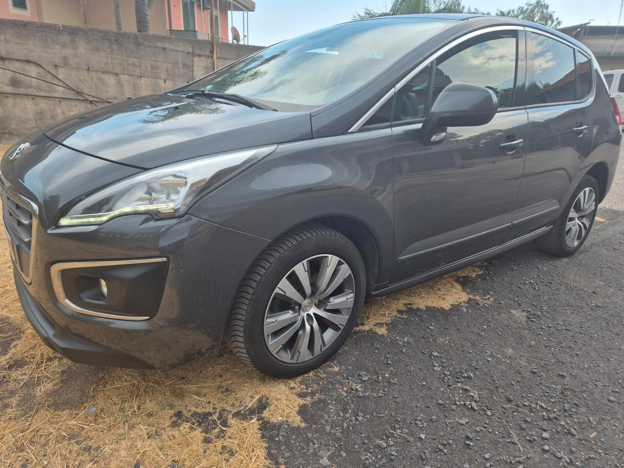 Peugeot 3008 1.6 HDi 115CV Business