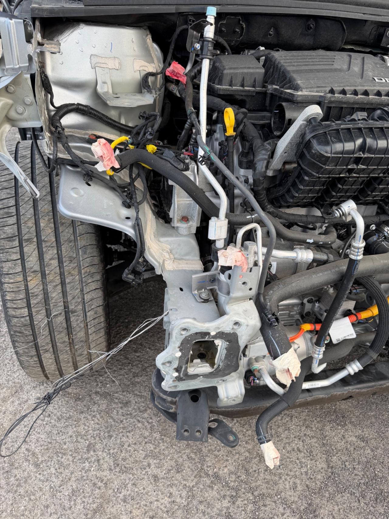 Byd Seal U DM-i 1.5 218 CV PHEV INCIDENTATA