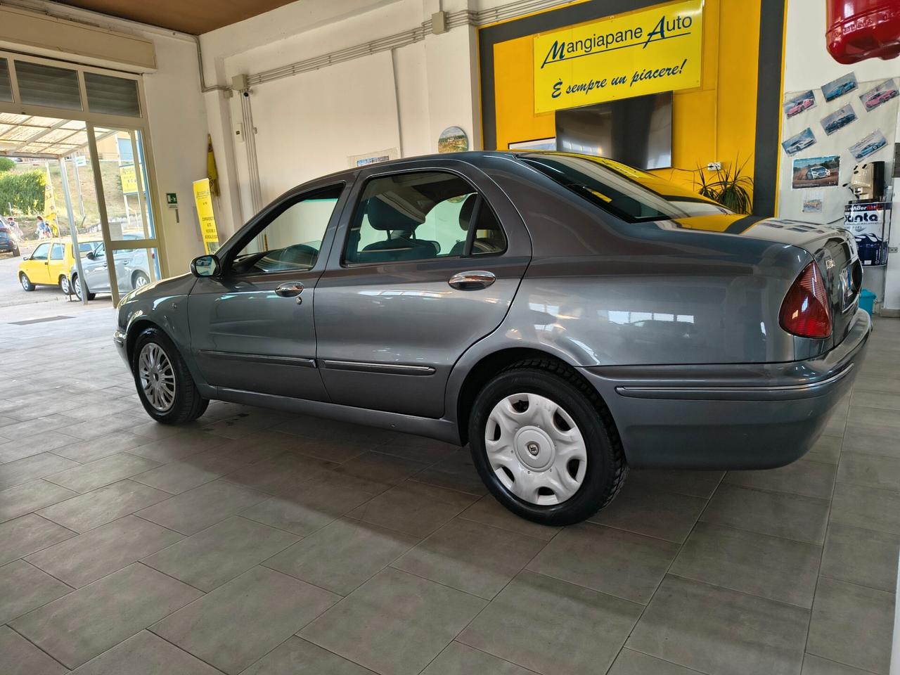Lancia Lybra 1.9 JTD cat Intensa