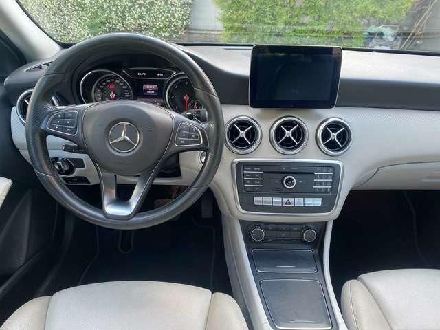 Mercedes-Benz A 180 A 180 d Premium auto my16