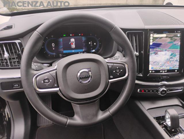 VOLVO XC60 B4 (d) automatico Core.PREZZO REALE