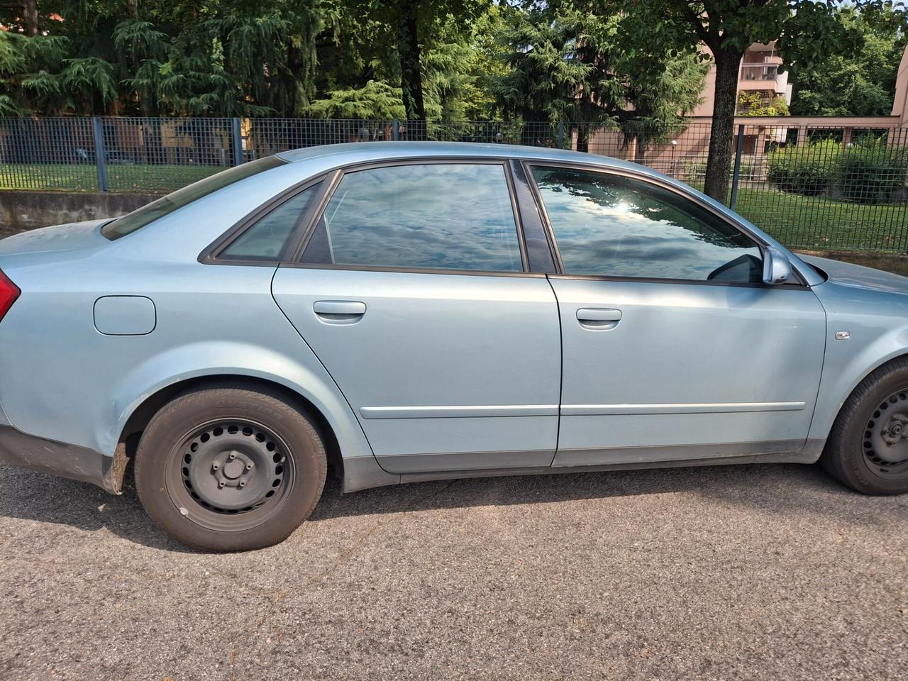 Audi A4 1.9 TDI/130 CV cat