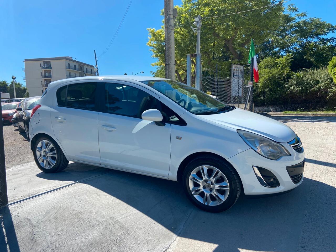 Opel Corsa 1.2 85CV 5 porte GPL-TECH Club