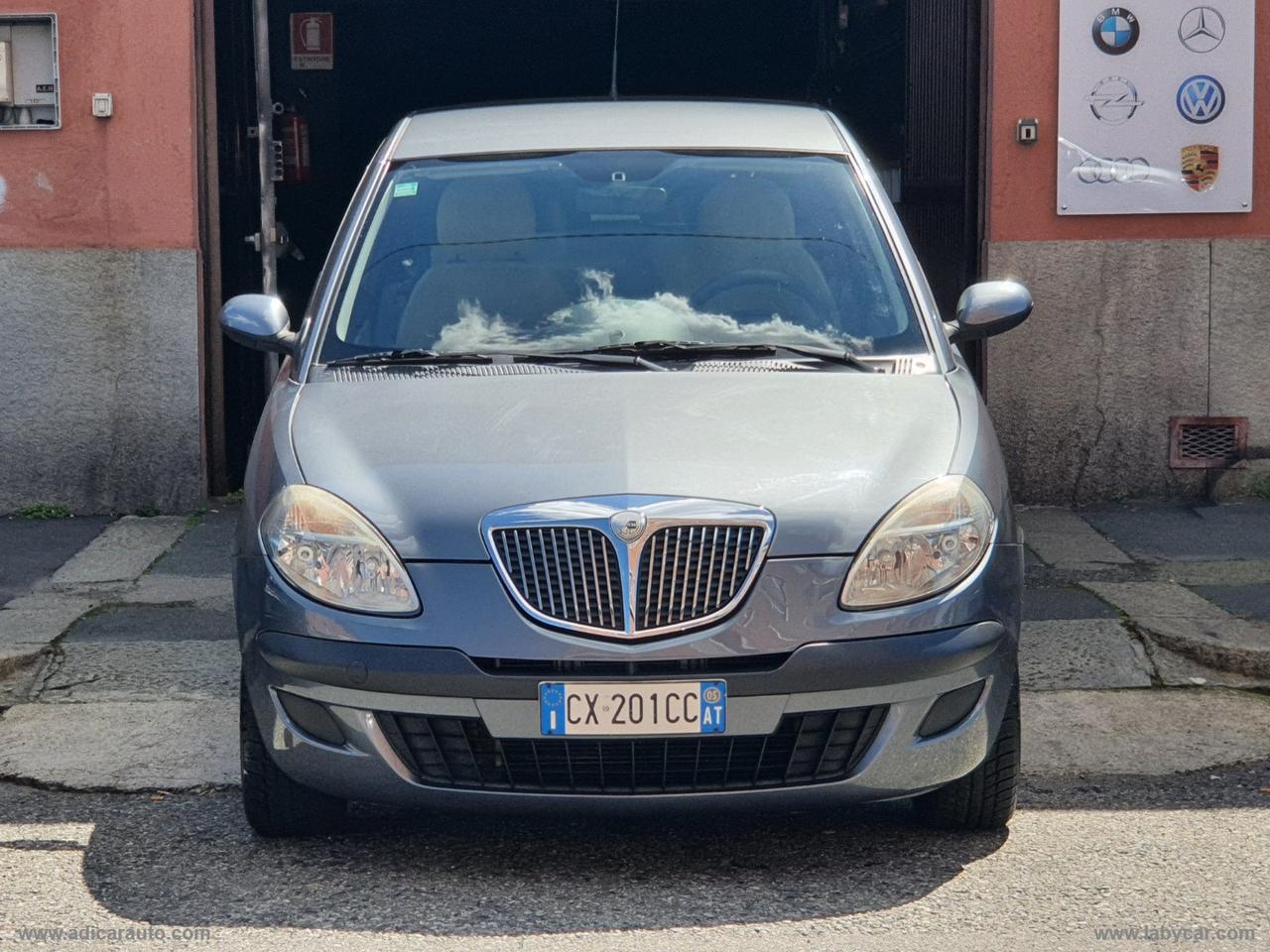 LANCIA Ypsilon 1.2