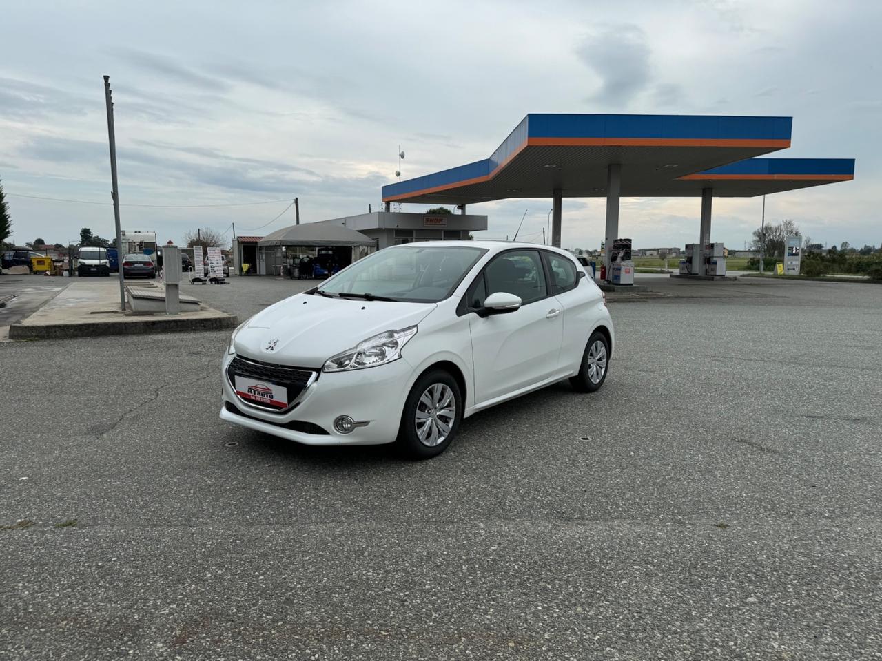 Peugeot 208 PureTech 82