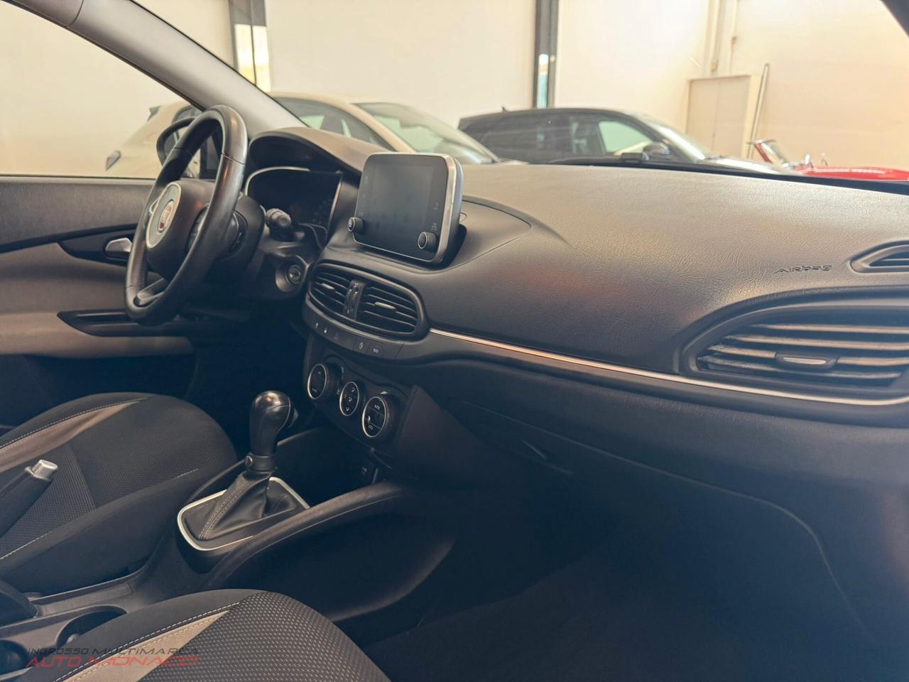 Fiat Tipo 1.6 120cv Lounge - 2017