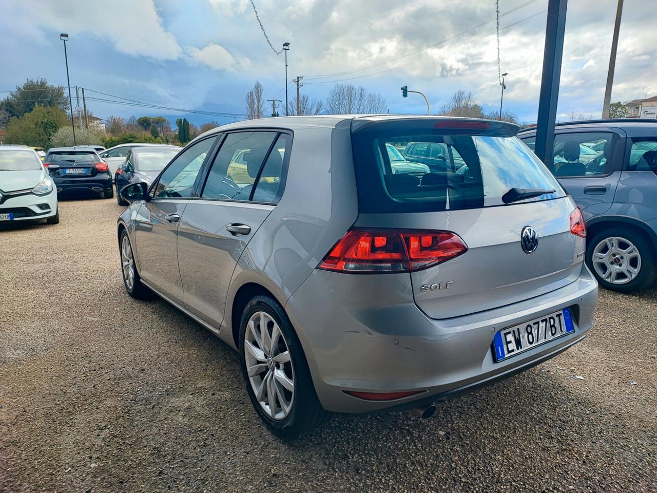Volkswagen Golf 1.6 TDI 5p. Highline BlueMotion Technology