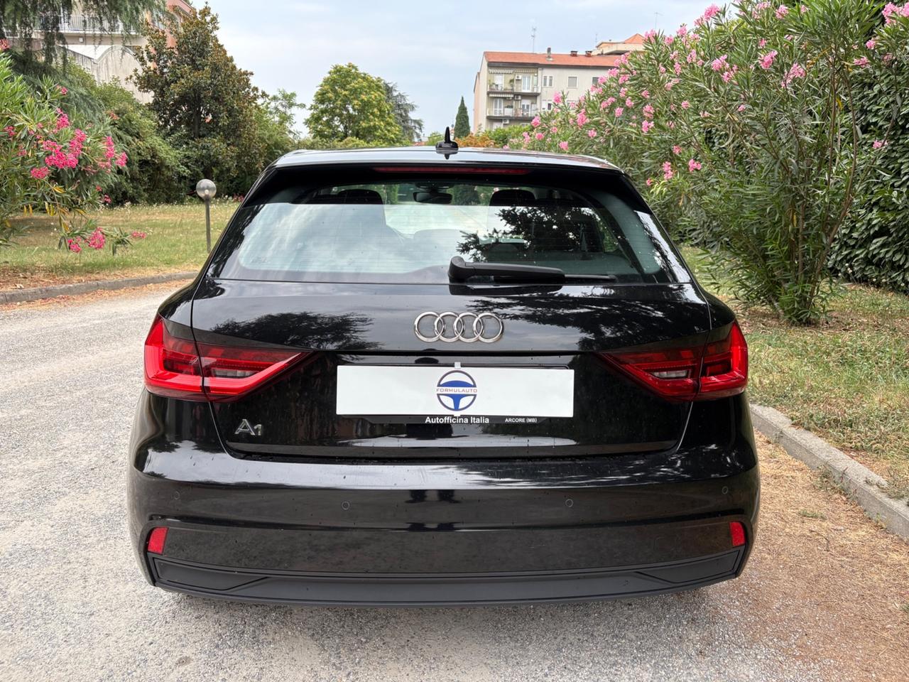 A1 Sportback 25 1.0 tfsi Advanced