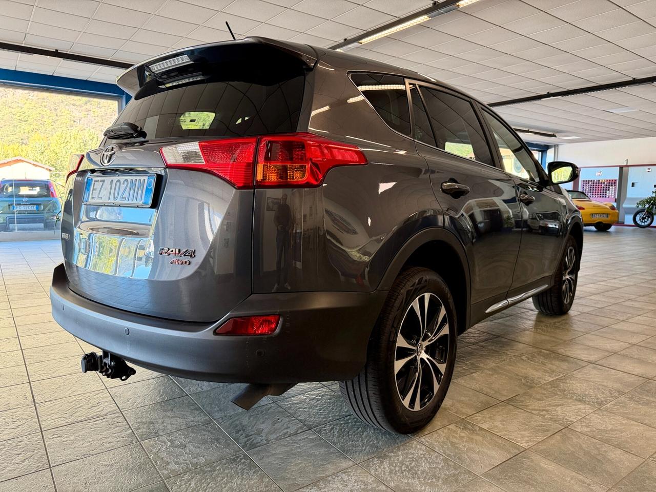 Toyota RAV 4 RAV4 2.2 D-CAT 4X4 CAMBIO AUTOMATICO GANCIO TRAINO WHITE EDITION