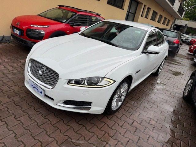 JAGUAR XF 2.2 D 190 CV