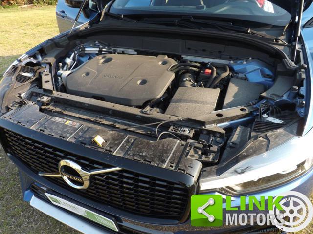 VOLVO XC60 allestimento R-design ben tenuta e manutentata