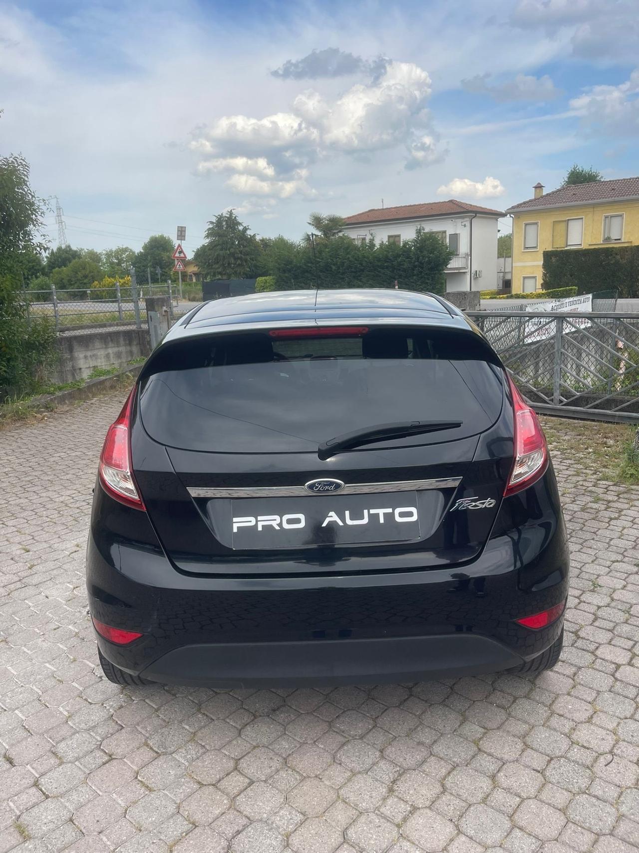 Ford Fiesta 1.4 5p. Bz.- GPL Titanium