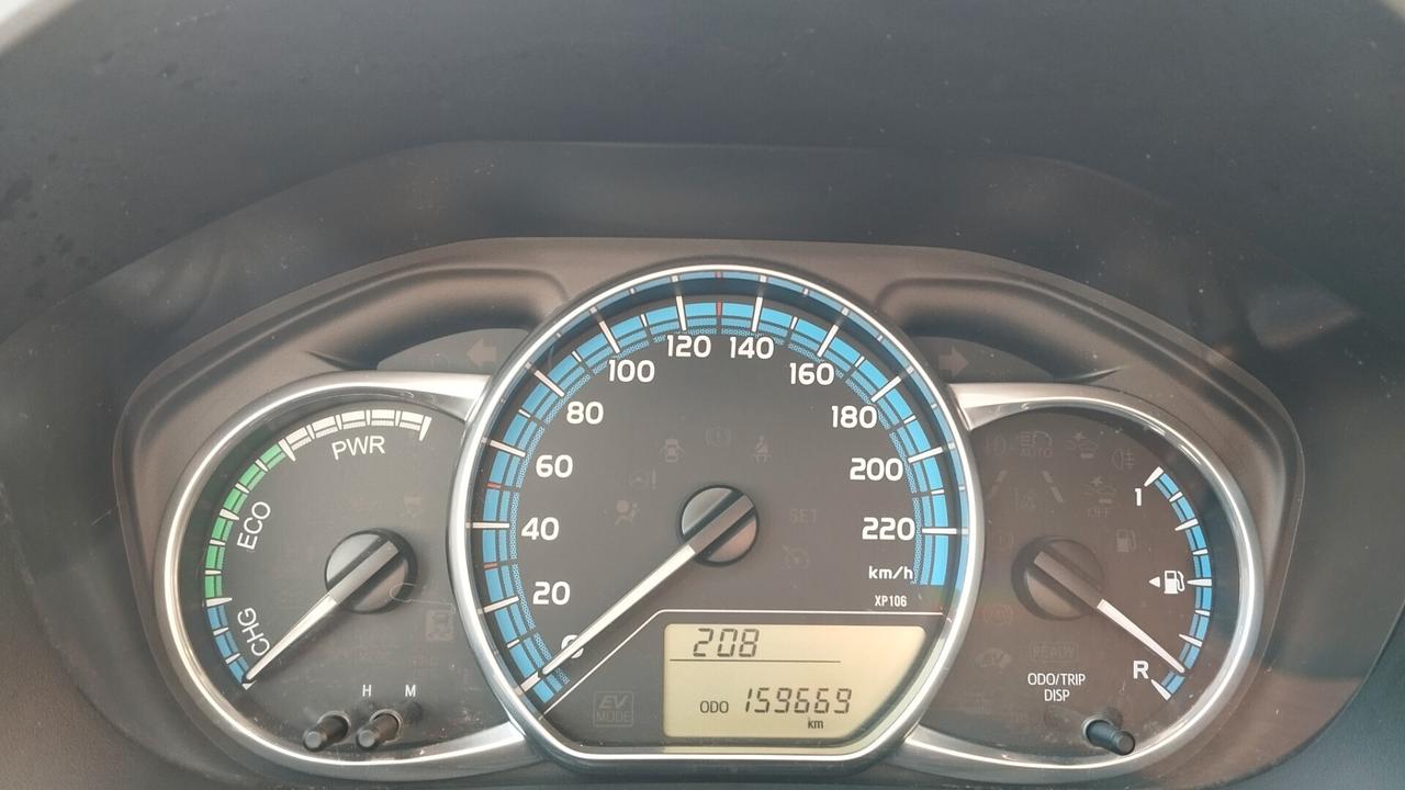 TOYOTA YARIS 1.5 Hybrid AUTO -GRANZIA FULL