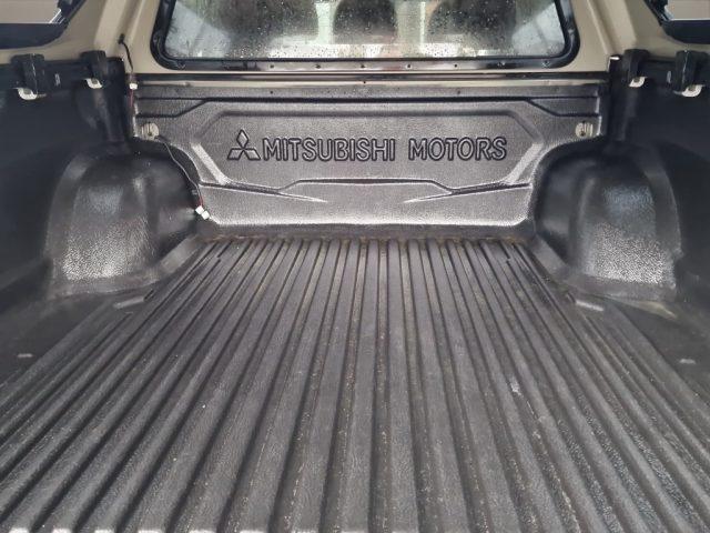 MITSUBISHI L200 2.4 DI-D/181CV Double Cab Intense Hp Mivec