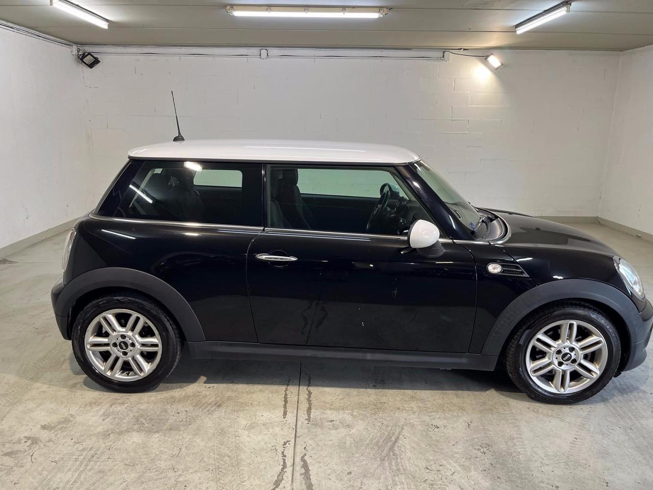 Mini Mini 1.6 16V Cooper D