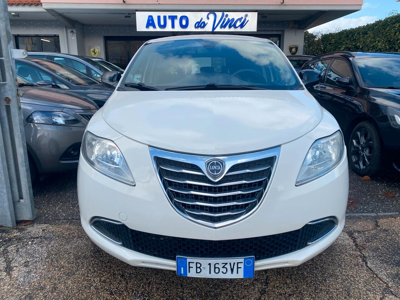 LANCIA Ypsilon 1.3 Mjt 95Cv 5p. Silver PDC Posteriori