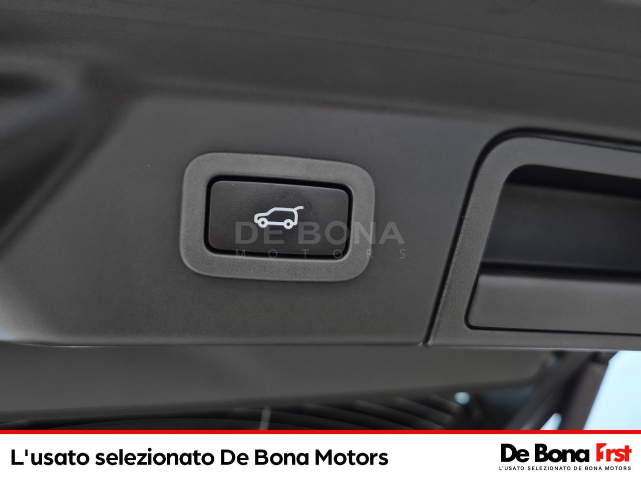 Land Rover Range Rover Velar 3.0d v6 r-dynamic hse 300cv auto my19