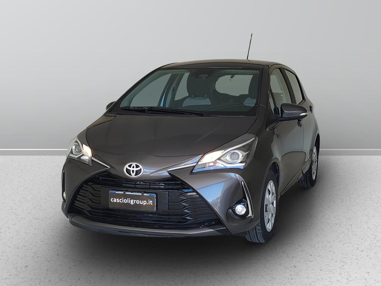 TOYOTA Yaris III 2017 - Yaris 5p 1.0 Active my18
